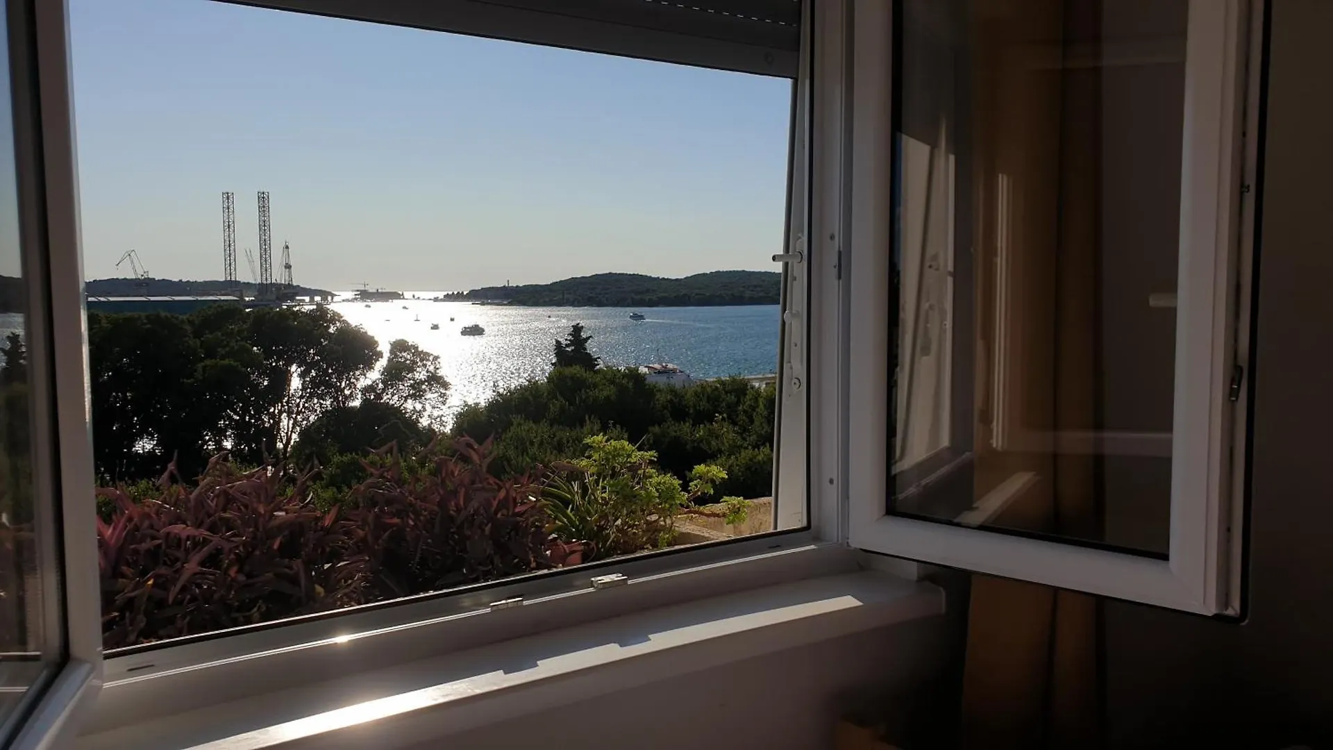 App Letta Sunset Pula Apartment
