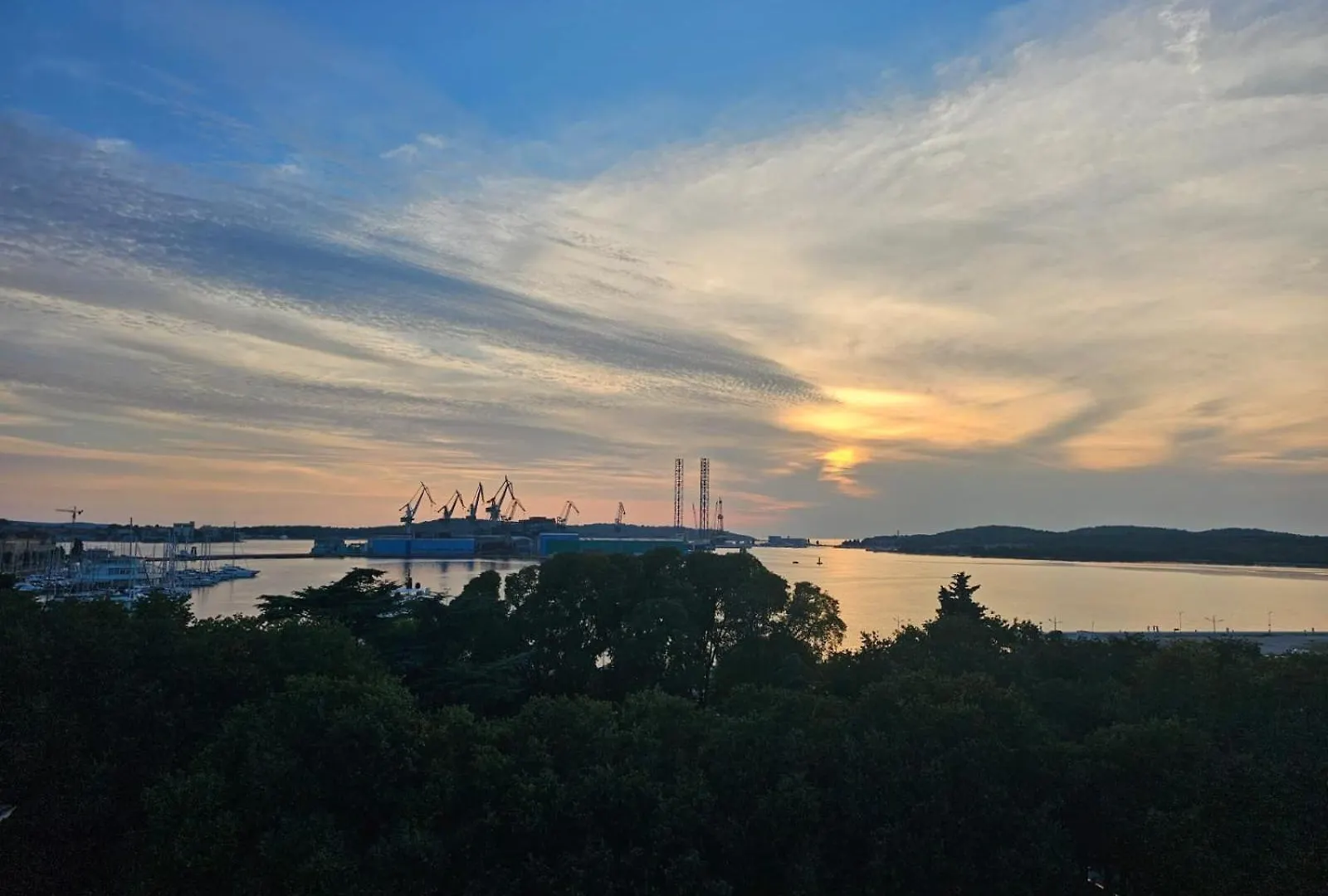App Letta Sunset Pula Apartment